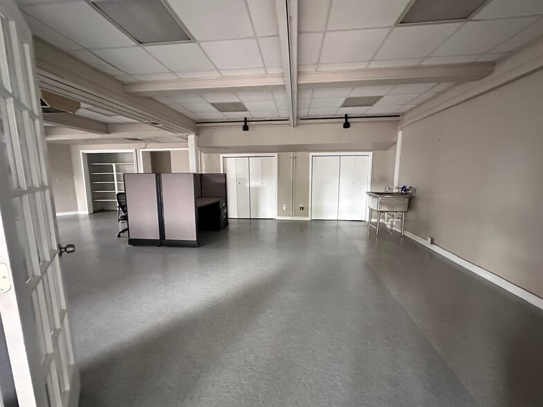More Photos Of 1977 N Park Pl SE, Atlanta Medical For Sale