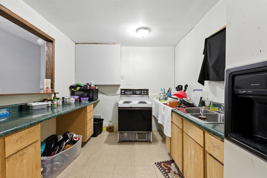 More Photos Of 303 N Pond St, Toccoa Religious Facility For Sale