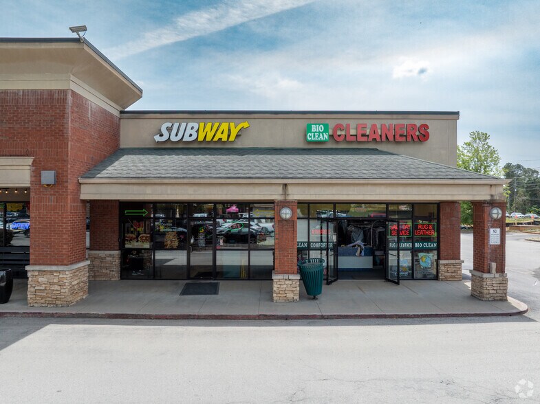 More Photos Of 8876 Dallas Acworth Hwy, Dallas Storefront For Lease