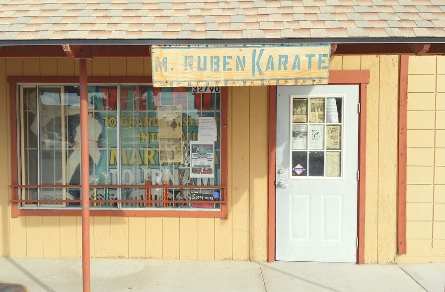 More Photos Of 32784-32800 Ca-247, Lucerne Valley Unknown For Lease