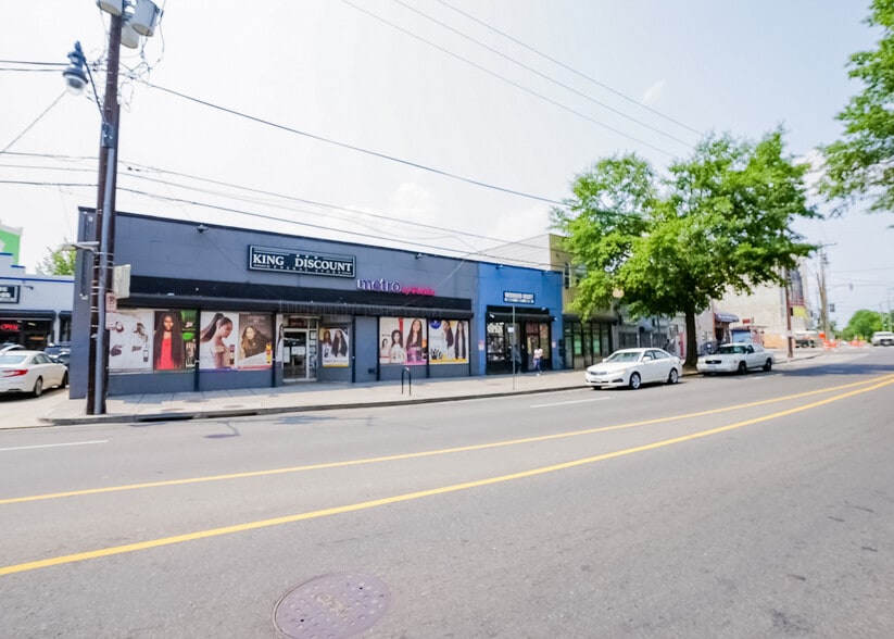 More Photos Of 2745-2747 Martin Luther King Jr Ave SE, Washington Storefront For Sale