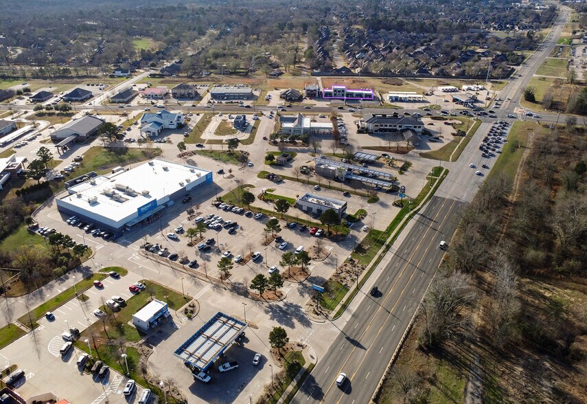 More Photos Of 2230 W Grande Blvd, Tyler Storefront Retail Office For Lease