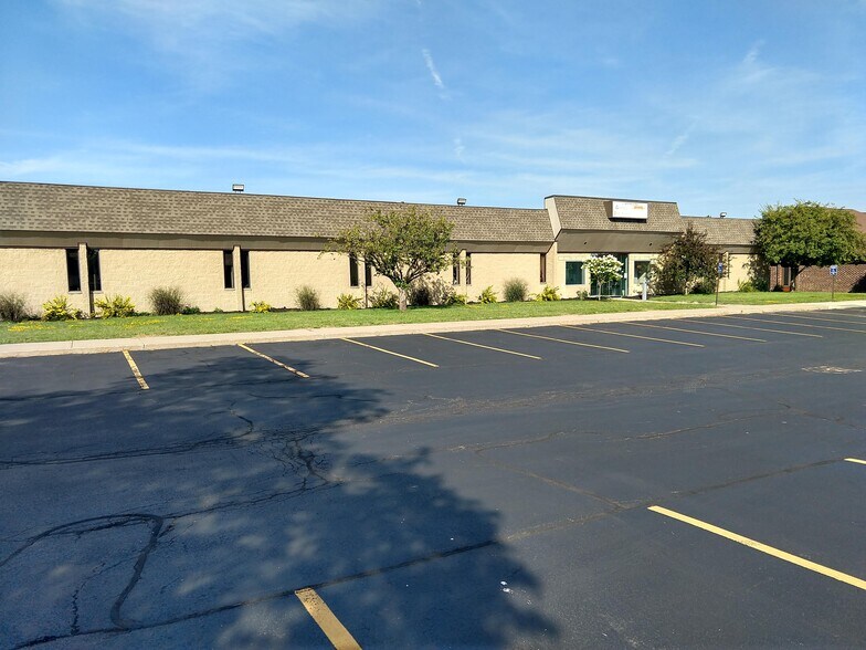 More Photos Of 211 Whitespruce Blvd, Henrietta Medical For Sale