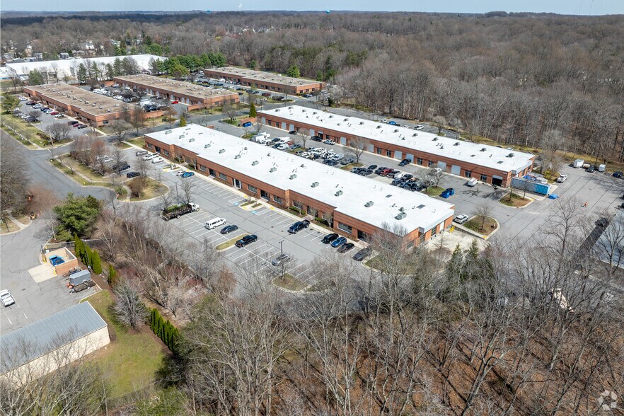 More Photos Of 2146 Priest Bridge Ct, Crofton Light Manufacturing For Lease