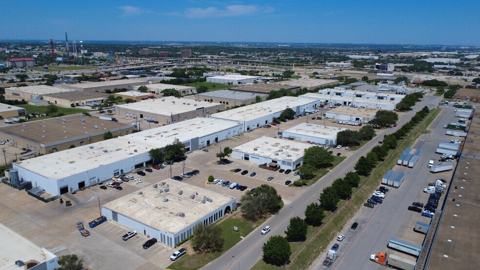 More Photos Of 605 109th St, Arlington Unknown For Lease