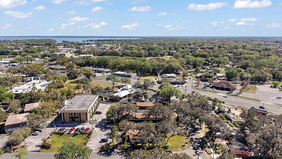 More Photos Of 708 Lee St, Leesburg Office For Sale