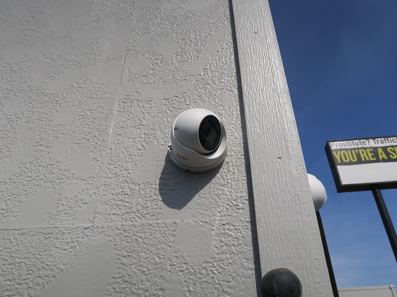 More Photos Of 5818 Southwest Fwy, Houston Showroom For Sale