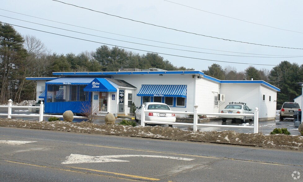 More Photos Of 2265 Post Rd, Wells Restaurant For Sale