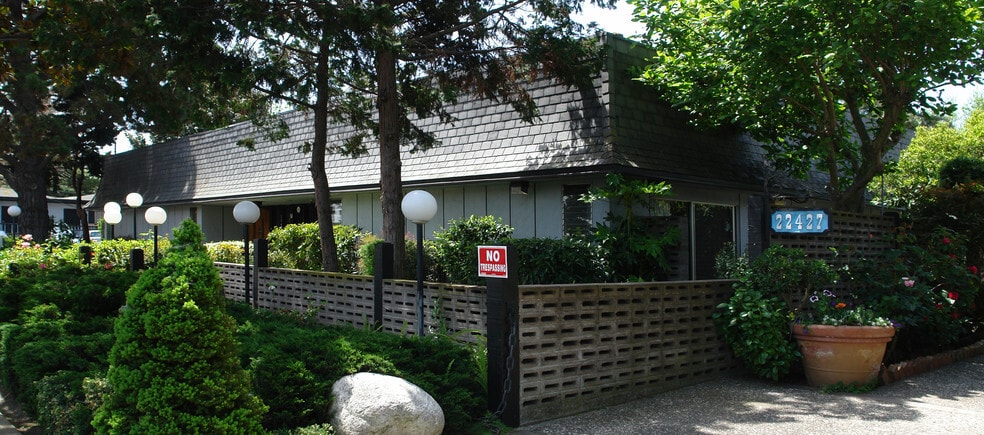 More Photos Of 22427 Montgomery St, Hayward Congregate Senior Housing For Sale