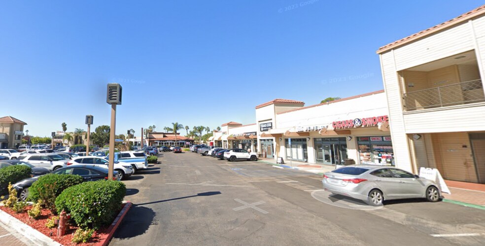 More Photos Of 3555 Rosecrans St, San Diego Unknown For Lease