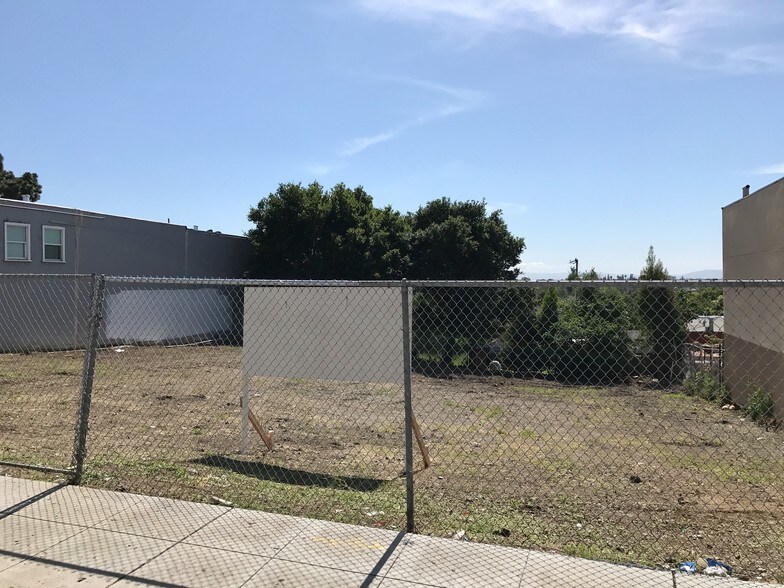 More Photos Of 9811 MacArthur Blvd, Oakland Land For Sale