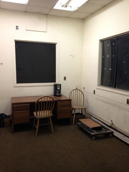 More Photos Of 94 Walton St, Brooklyn Warehouse For Lease