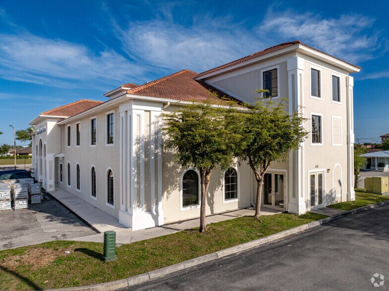 More Photos Of 420 Del Prado Blvd, Cape Coral Medical For Lease