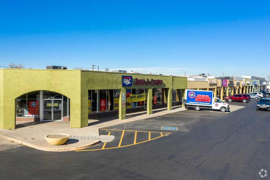 More Photos Of 1901-2099 S Federal Blvd, Denver Unknown For Lease