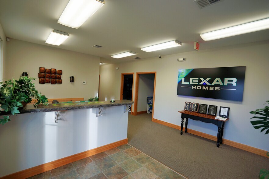 More Photos Of 2410 Terrace Heights Dr, Yakima Office For Lease