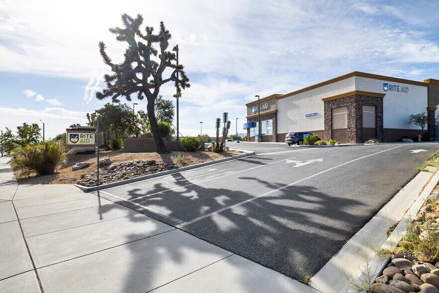 More Photos Of 57701 29 Palms Hwy, Yucca Valley Drugstore For Lease