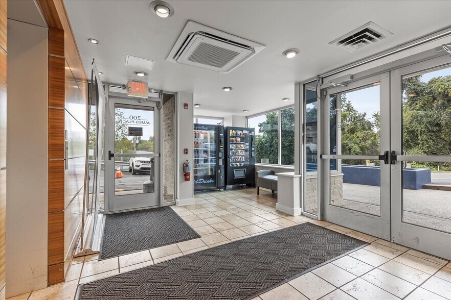 More Photos Of 200 James Pl, Monroeville Medical For Lease