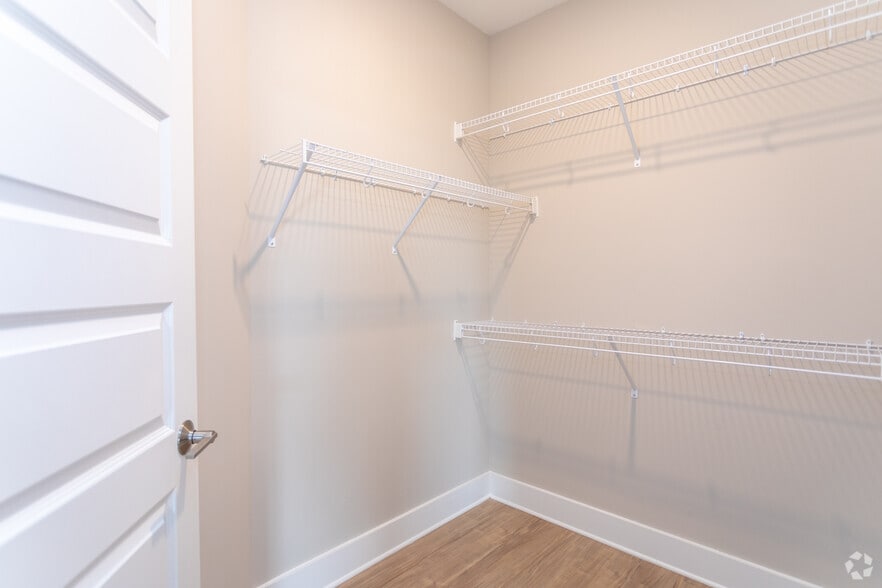 More Photos Of 222 S Main St, Mooresville Apartments For Lease