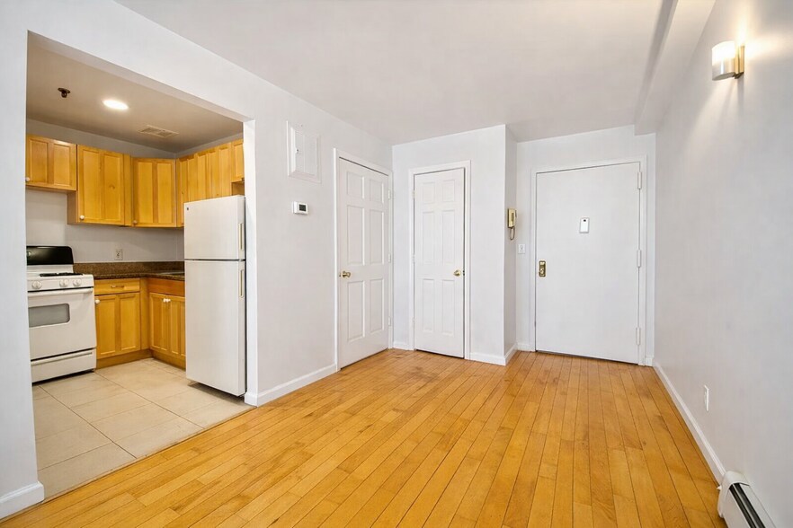 More Photos Of 3074-3076 30th St, Astoria Apartments For Sale