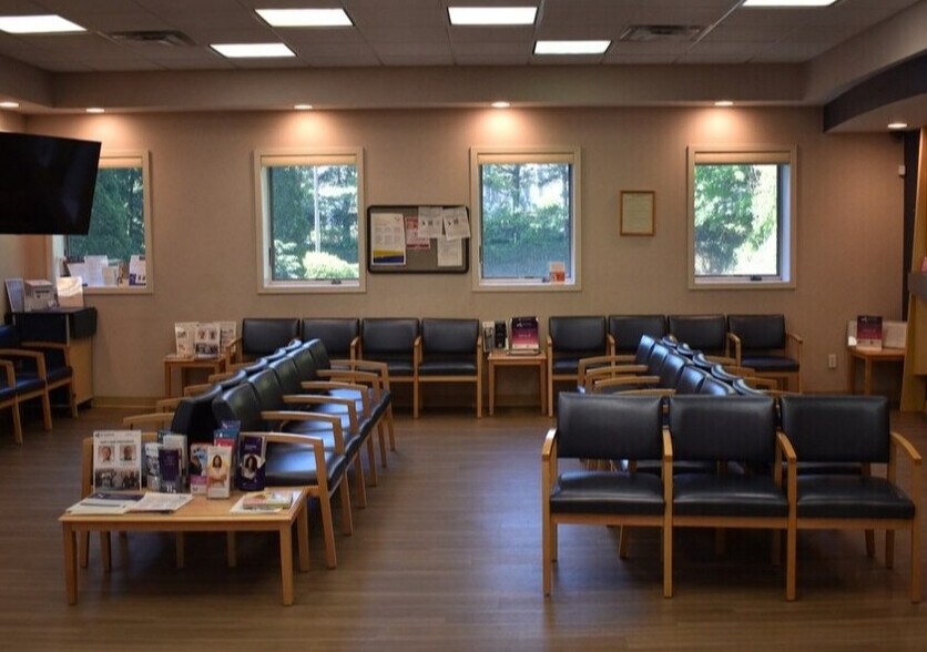 More Photos Of 118 N Country Rd, Port Jefferson Medical For Sale