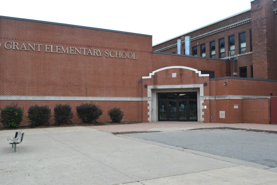 More Photos Of 500 N 4th Ave, Wausau Specialty For Sale