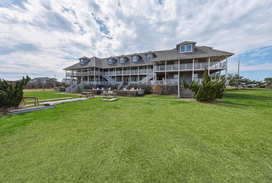More Photos Of 6715 S Croatan Hwy, Nags Head Hotel For Sale