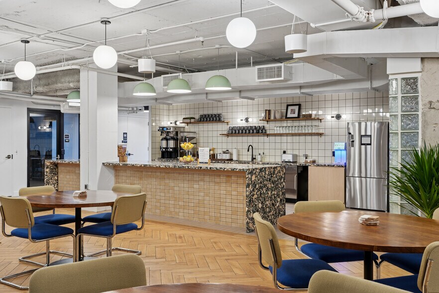 More Photos Of 655 15th St NW, Washington Coworking Space