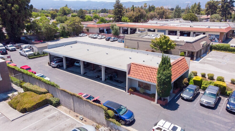 More Photos Of 1080 E El Camino Real, Sunnyvale Auto Repair For Lease
