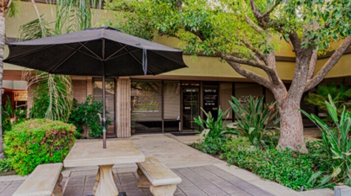 More Photos Of 5558 California Ave, Bakersfield Office For Lease