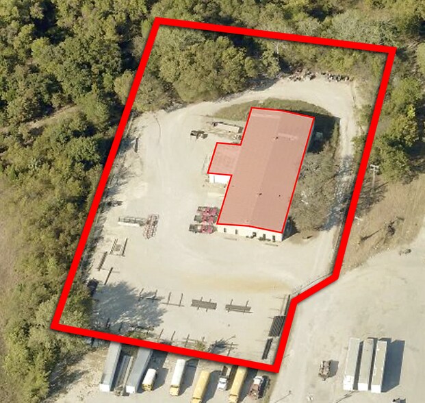 More Photos Of 621 Industrial dr, Ardmore Industrial For Lease