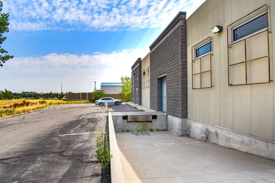 More Photos Of 1751 Panorama Pt, Lafayette Warehouse For Lease