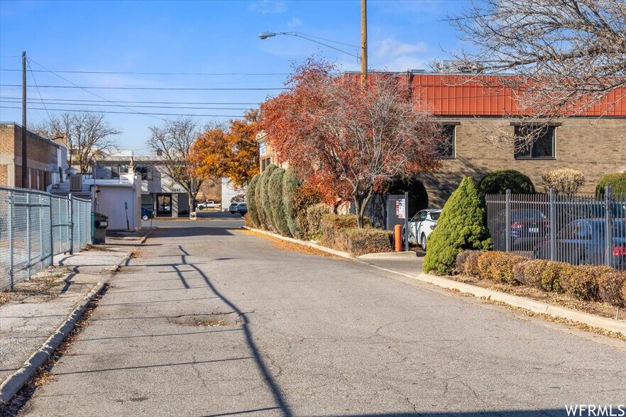 More Photos Of 2650 Washington Blvd, Ogden Office For Lease