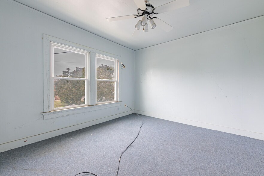 More Photos Of 3000 E 3rd St, Dayton Storefront Retail Residential For Sale