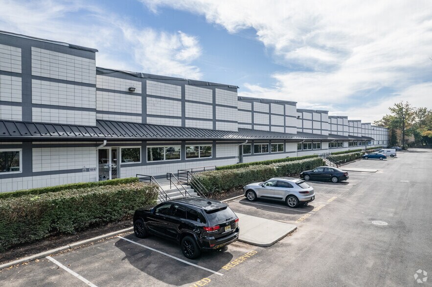 More Photos Of 100 W Forest Ave, Englewood Light Distribution For Lease