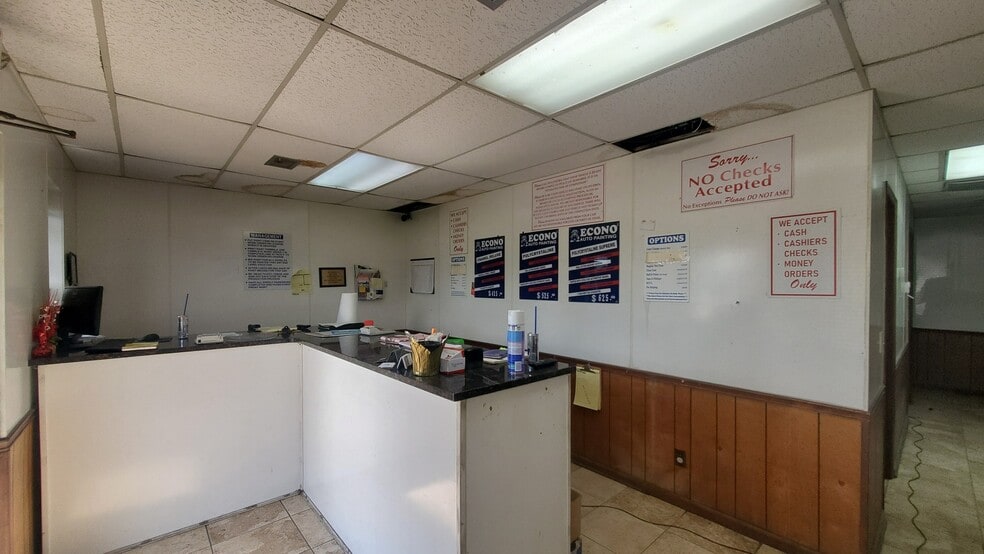 More Photos Of 1201 Manchester Expy, Columbus Auto Repair For Sale
