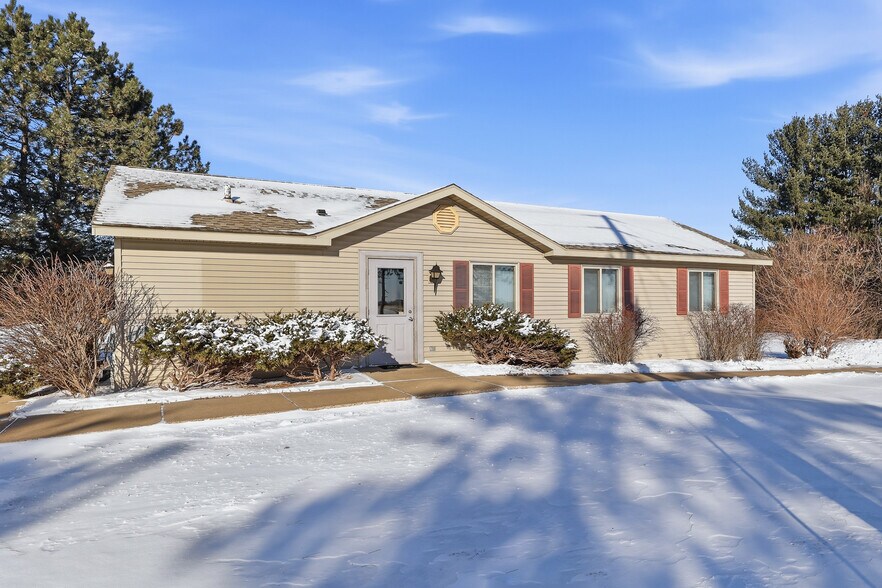 More Photos Of 5500 Prairie Dr, Plover Flex For Sale