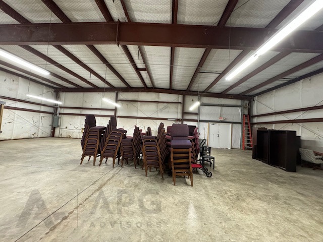 More Photos Of 190 Campground Rd, Selma Office For Lease