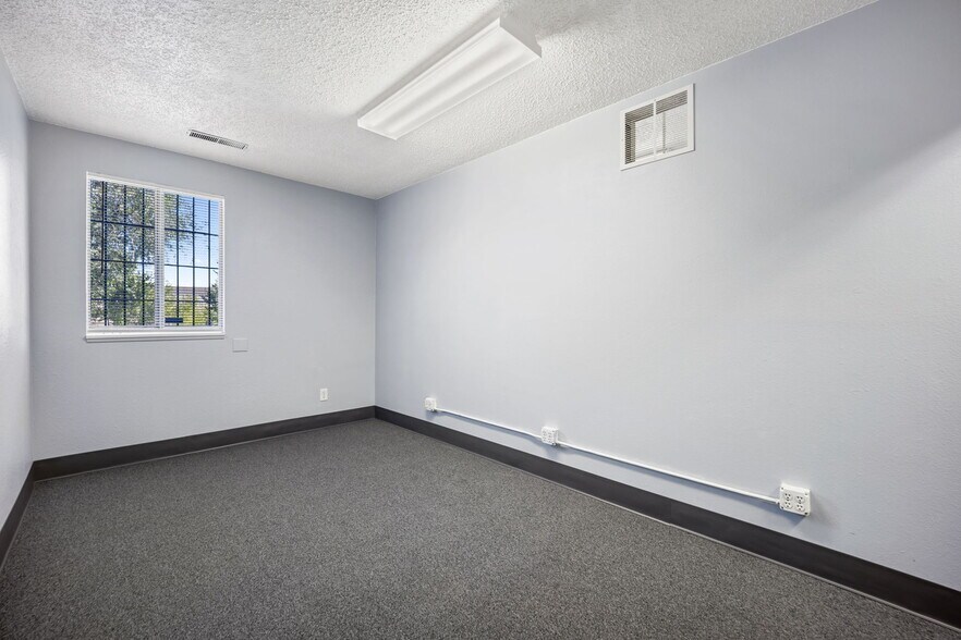 More Photos Of 3580 Chelton Loop N, Colorado Springs Warehouse For Sale