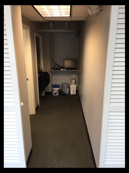 More Photos Of 28 Liberty St, Westminster Apartments For Lease