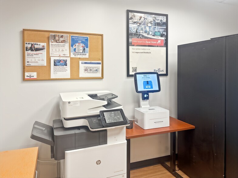 More Photos Of 2202 N Westshore Blvd, Tampa Coworking Space