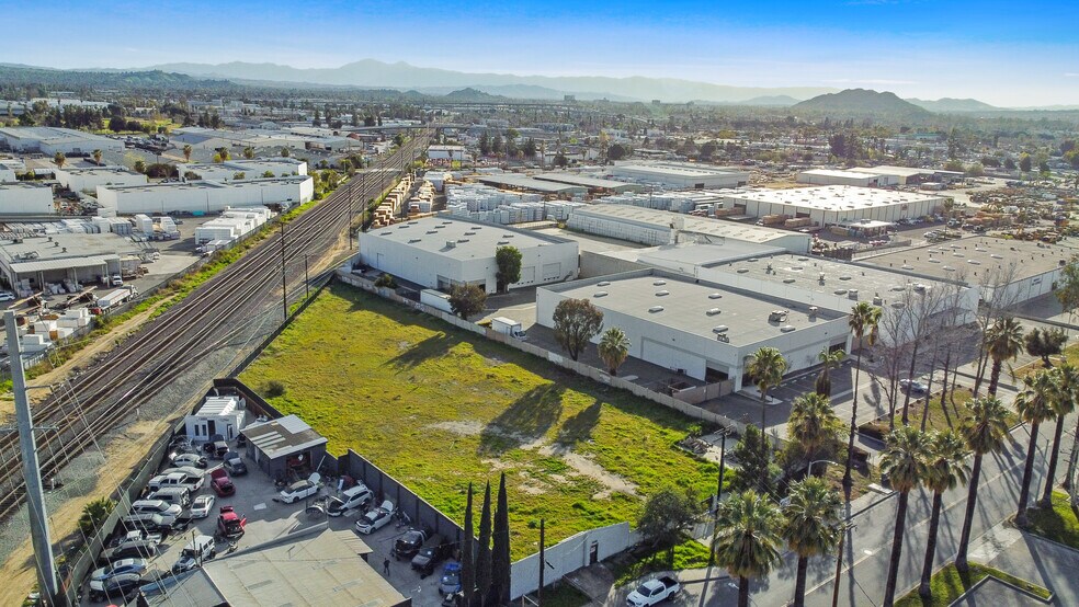 More Photos Of 1350 Citrus St, Riverside Manufacturing For Lease