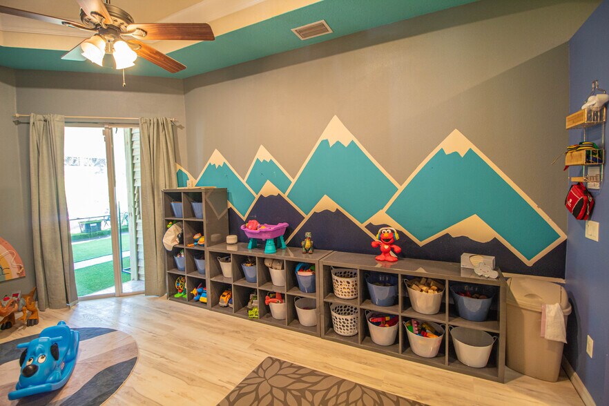 More Photos Of 17162 Toledo Blade Blvd, Port Charlotte Medical For Sale