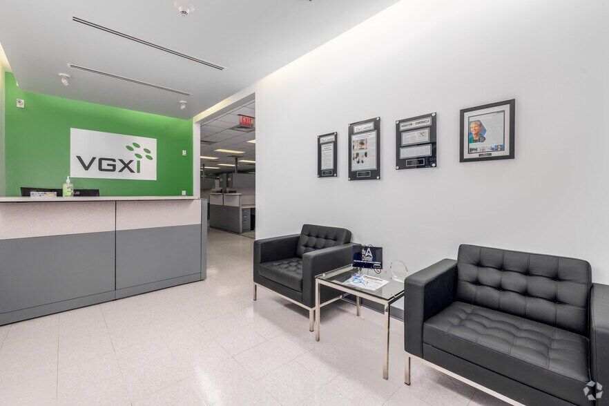 More Photos Of 2700 Research Forest Dr, The Woodlands Office For Lease