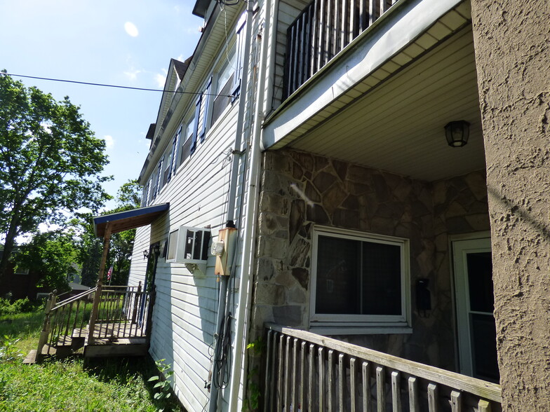 More Photos Of 1337 Steuben St, Pittsburgh Bar For Sale