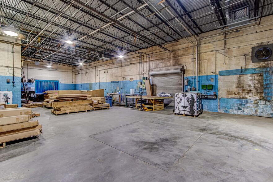 More Photos Of 14 Pine House Rd, Trenton Warehouse For Sale
