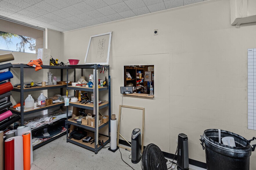 More Photos Of 107 E Polk Ave, Lake Wales General Retail For Sale