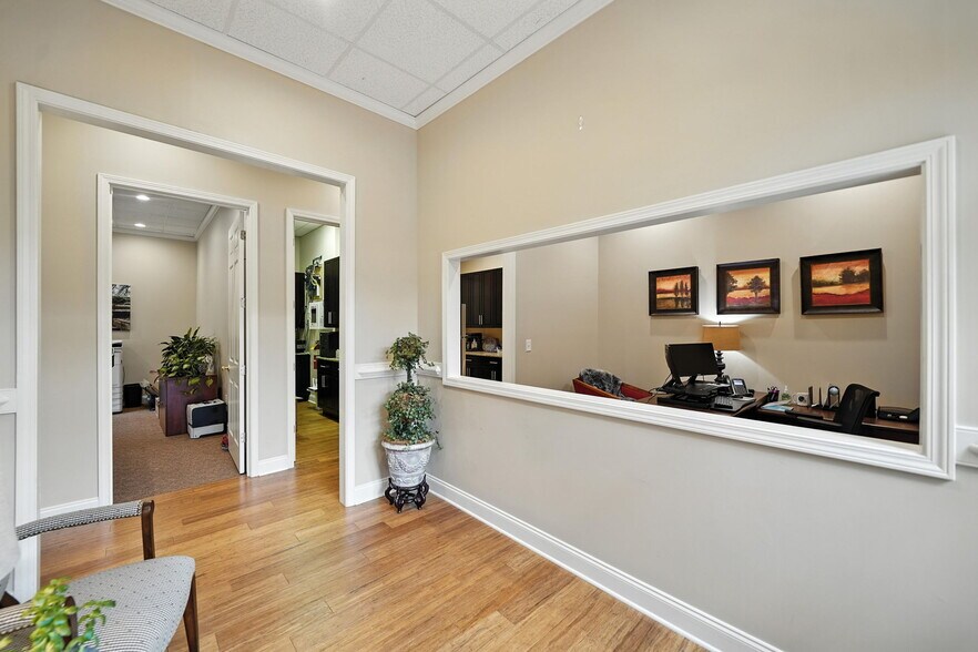 More Photos Of 4385 Kimball Bridge Rd, Alpharetta Medical For Lease