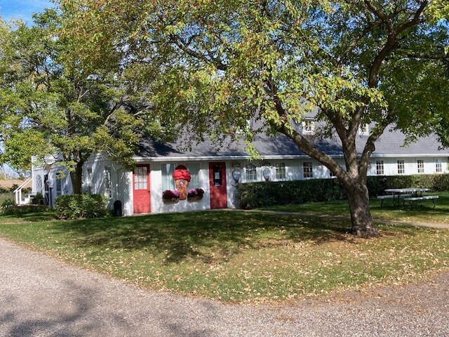 More Photos Of 540 North St, Green Lake Storefront Retail Residential For Sale