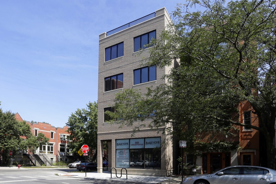 More Photos Of 2559 N Southport Ave, Chicago Storefront Retail Office For Lease