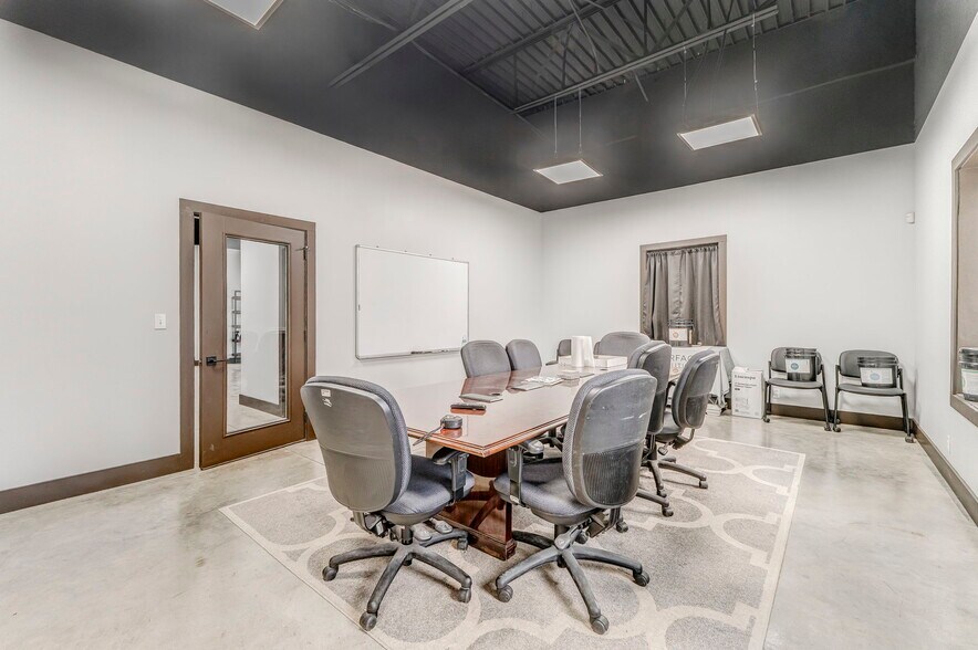 More Photos Of 3239 S Dixie Hwy, Dalton Industrial For Sale